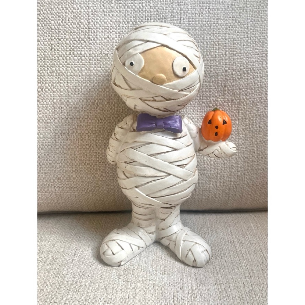 Halloween Gus Mummy Figurine with Purple
